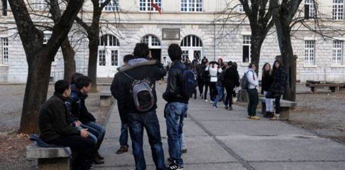 Svečano otvaranje biblioteke JU Gimnazija “Slobodan Škerović“ Svečano otvaranje biblioteke JU Gimnazija “Slobodan Škerović“