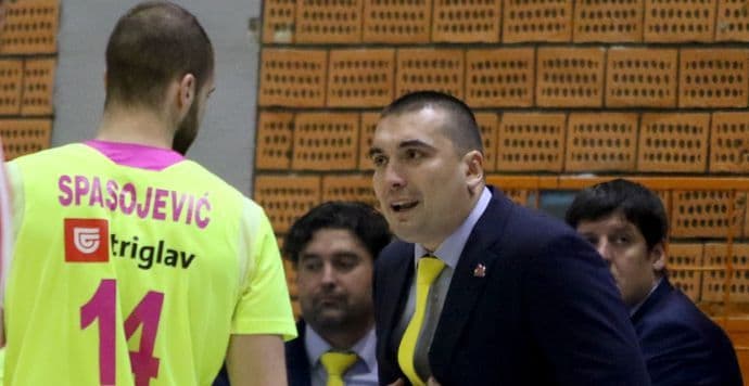 Stigao Spasojević, ostali Pavlićević i Đite Stigao Spasojević, ostali Pavlićević i Đite