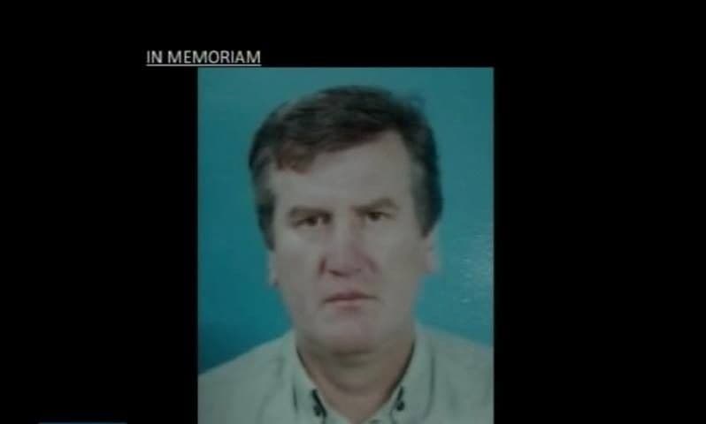 Preminuo novinar Božidar Karadžić Preminuo novinar Božidar Karadžić