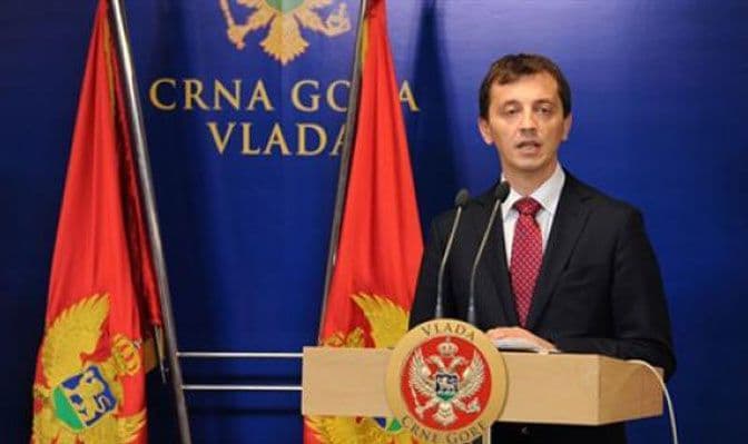 BOŠKOVIĆ: Do 2024. izdvajaćemo dva odsto za odbranu BOŠKOVIĆ: Do 2024. izdvajaćemo dva odsto za odbranu