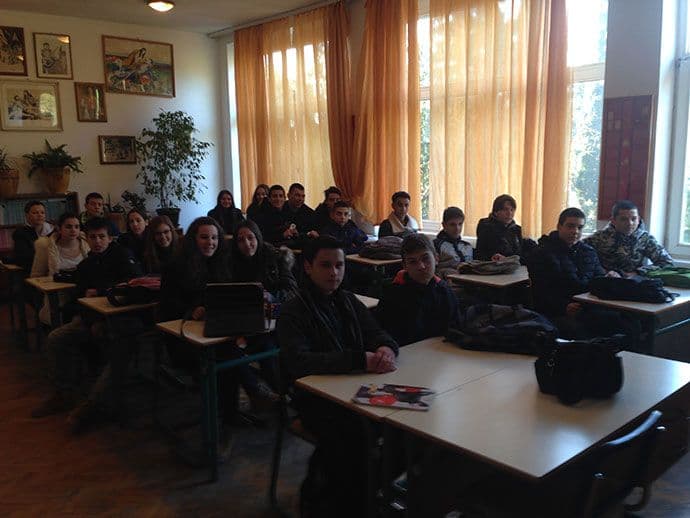 Zelenika: Predavanje o štetnosti pušenja u OŠ "Ilija Kisić" Zelenika: Predavanje o štetnosti pušenja u OŠ "Ilija Kisić"