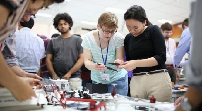 Raspisan Konkurs za sufinansiranje naučnoistraživačke djelatnosti u vrijednosti od 300 000 eura Raspisan Konkurs za sufinansiranje naučnoistraživačke djelatnosti u vrijednosti od 300 000 eura