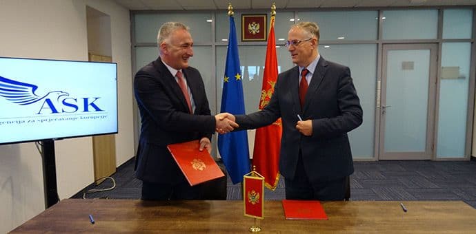 ASK i Komisija za hartije od vrijednosti razmjenjivaće sumnjive podatke o funkcionerima ASK i Komisija za hartije od vrijednosti razmjenjivaće sumnjive podatke o funkcionerima