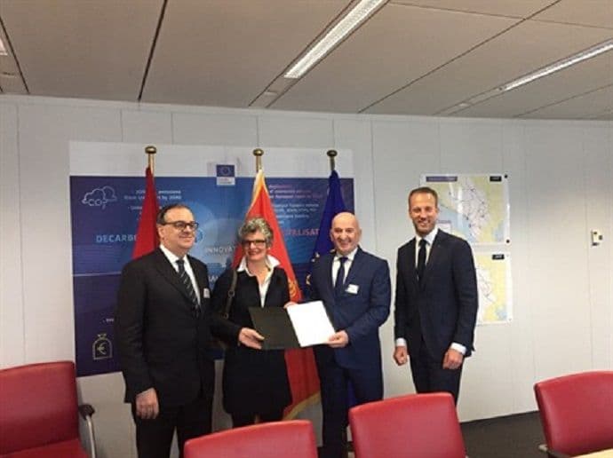 Brisel: Nurković potpisao Ugovor o transportnoj zajednici Brisel: Nurković potpisao Ugovor o transportnoj zajednici