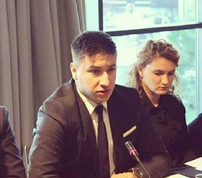 DEMOS traži ukidanje nacionalnih penzija: Renta za udvorništvo DEMOS traži ukidanje nacionalnih penzija: Renta za udvorništvo