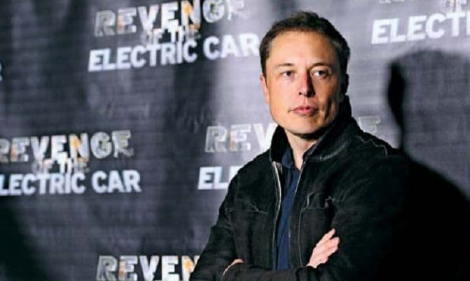 Ilon Mask: Ili da se spojimo sa mašinama ili ćemo biti nebitni Ilon Mask: Ili da se spojimo sa mašinama ili ćemo biti nebitni