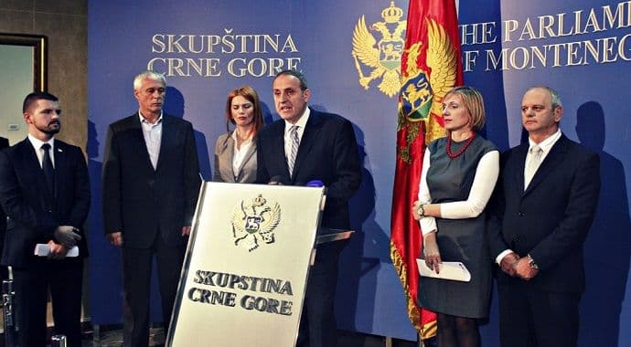 LP: Odurno je slušati prijetnje građanskim ratom, gubljenjem glava i nasiljem LP: Odurno je slušati prijetnje građanskim ratom, gubljenjem glava i nasiljem