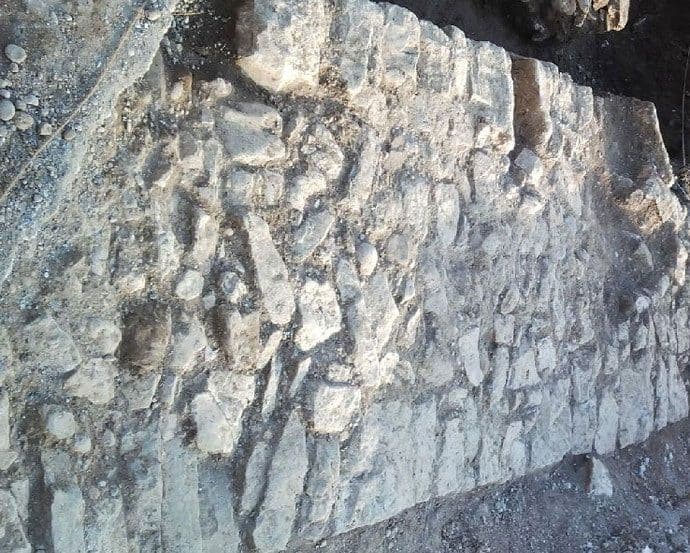 Preci i potomci: Infrastrukturne igre bez granica na kulturnim dobrima Preci i potomci: Infrastrukturne igre bez granica na kulturnim dobrima