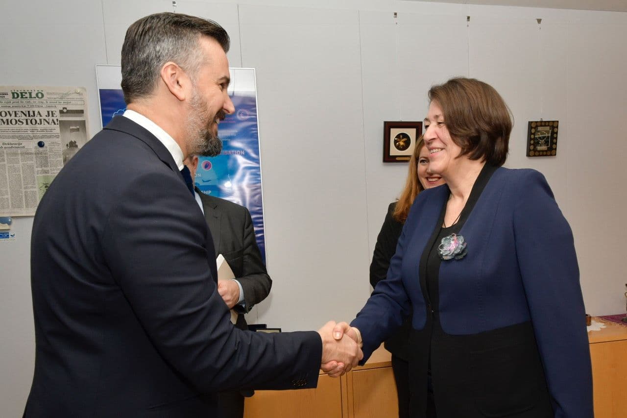 EU od nezavisnosti u oblasti saobraćaja uložila preko 100 miliona eura EU od nezavisnosti u oblasti saobraćaja uložila preko 100 miliona eura