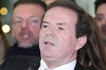 Karić: Ruska podrška Vučiću