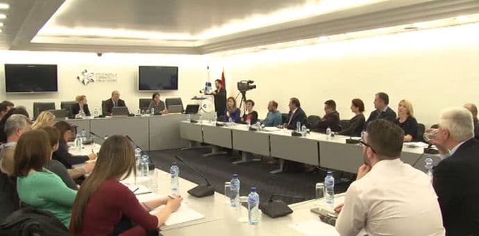 Efikasna implementacija obaveza iz Poglavlja 27 u saradnji sa privredom Efikasna implementacija obaveza iz Poglavlja 27 u saradnji sa privredom