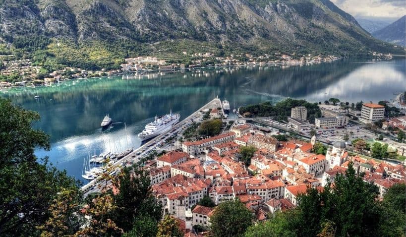 Američki „Huffington Post“ preporučuje Crnu Goru kao turističku destinaciju Američki „Huffington Post“ preporučuje Crnu Goru kao turističku destinaciju