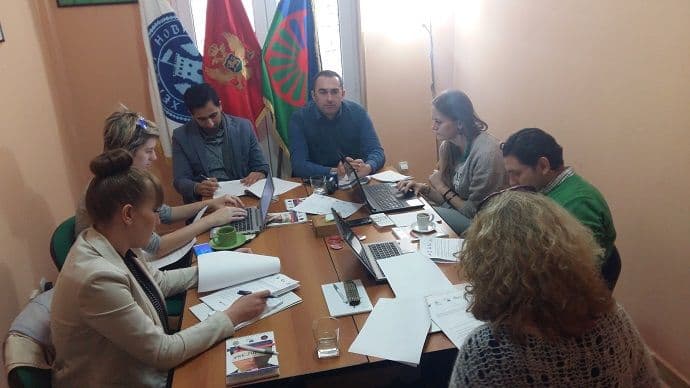 Potpisan Memorandum o saradnji koalicije romskih i neromskih organizacija Potpisan Memorandum o saradnji koalicije romskih i neromskih organizacija