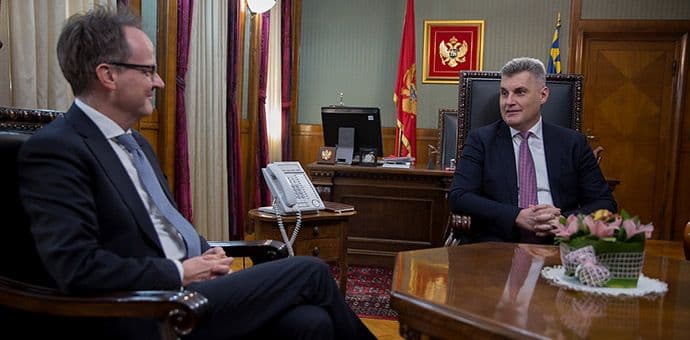 Nerezidentni ambasadori Švajcarske i Kipra sa Brajovićem Nerezidentni ambasadori Švajcarske i Kipra sa Brajovićem