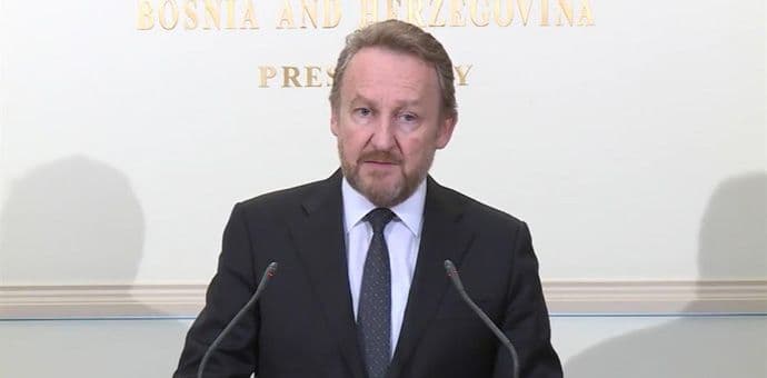 Izetbegović: Krizu su izazvali oni koji su izvršili agresiju Izetbegović: Krizu su izazvali oni koji su izvršili agresiju