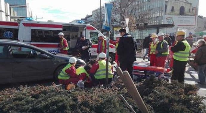 Zamolio radnika gradilišta da prođe, pa ga pregazio kolima Zamolio radnika gradilišta da prođe, pa ga pregazio kolima