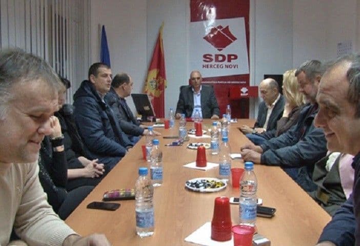 Opozicija u HN: Prvo smijeniti predsjednika SO Radmana Opozicija u HN: Prvo smijeniti predsjednika SO Radmana