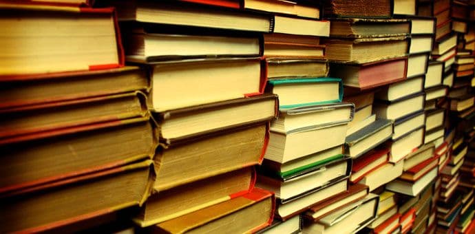 Kakve se knjige objavljuju i čitaju u CG: Što vrijedi baš vrijedi, a goremu nema kraja Kakve se knjige objavljuju i čitaju u CG: Što vrijedi baš vrijedi, a goremu nema kraja