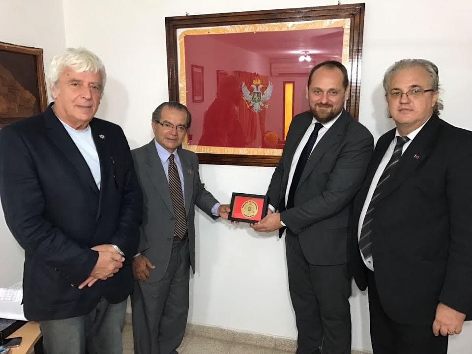 Crnogorska kuća gradiće se u Roke Saenz Penji Crnogorska kuća gradiće se u Roke Saenz Penji