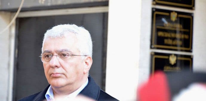 Mandiću nije lično uručen poziv zbog opasnih pasa Mandiću nije lično uručen poziv zbog opasnih pasa