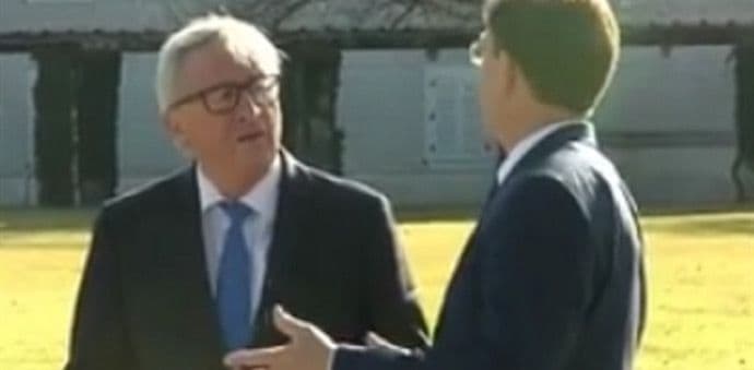 Šef Evropske komisije slovenačkom premijeru: „Ili igrate golf ili...“ (Video) Šef Evropske komisije slovenačkom premijeru: „Ili igrate golf ili...“ (Video)