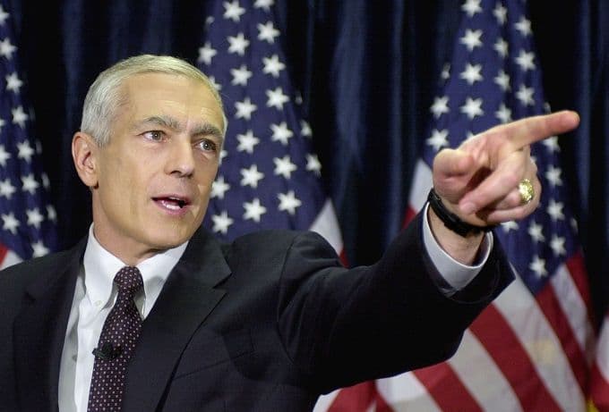 Vesli Klark: Američka vojska zaostaje, Rusi su bolji Vesli Klark: Američka vojska zaostaje, Rusi su bolji