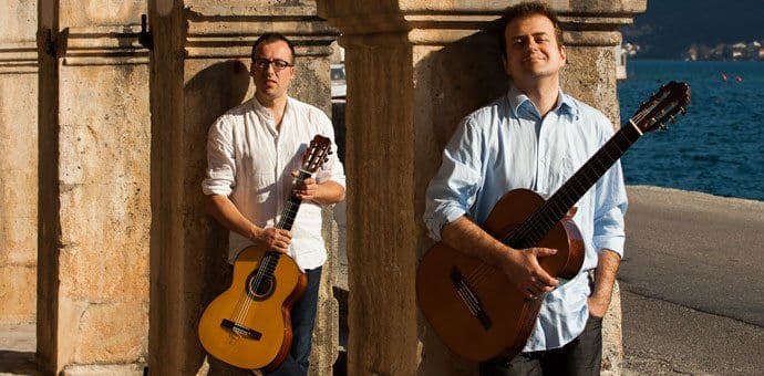 Novi spot Crnogorskog gitarističkog dua - Pjacolina "Tango svita" Novi spot Crnogorskog gitarističkog dua - Pjacolina "Tango svita"