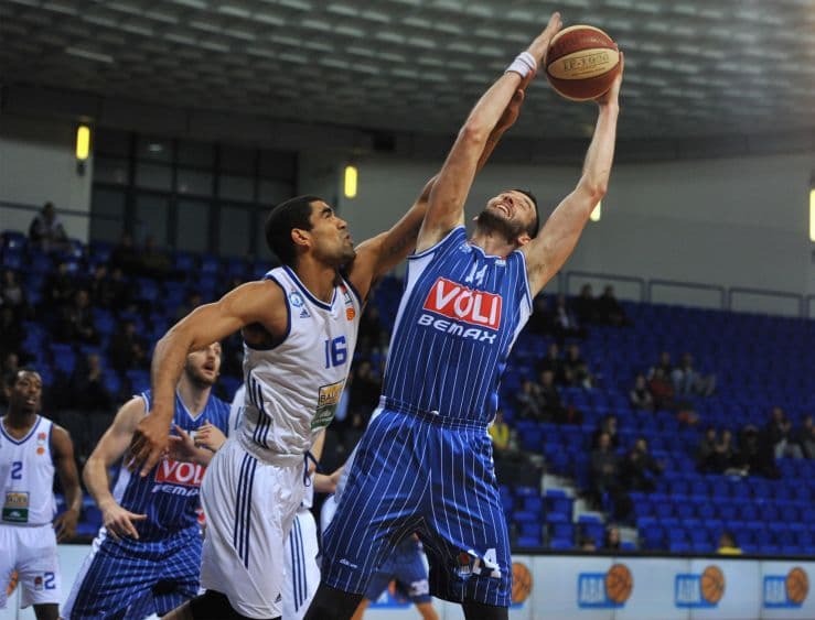 Budućnost se revanširala MZT-u za poraz u Skoplju Budućnost se revanširala MZT-u za poraz u Skoplju