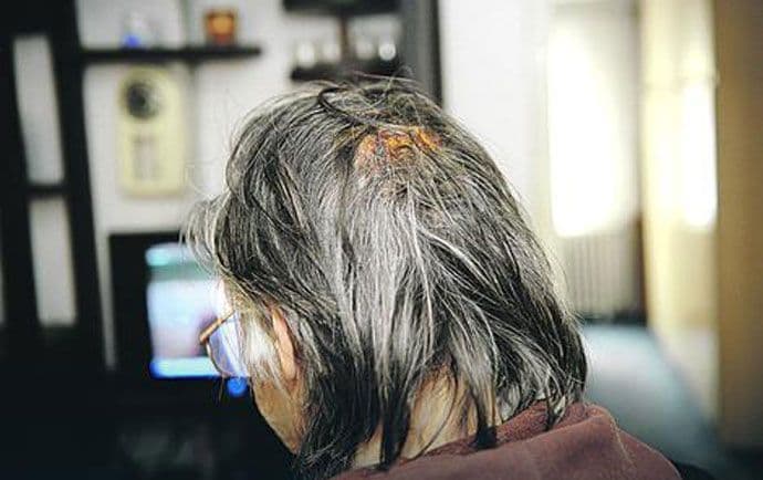 "Pedeset godina lijepog života" pa udarac sjekirom u glavu "Pedeset godina lijepog života" pa udarac sjekirom u glavu