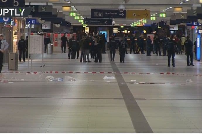 Napadač sa sjekirom mentalno oboljela osoba sa Kosova Napadač sa sjekirom mentalno oboljela osoba sa Kosova