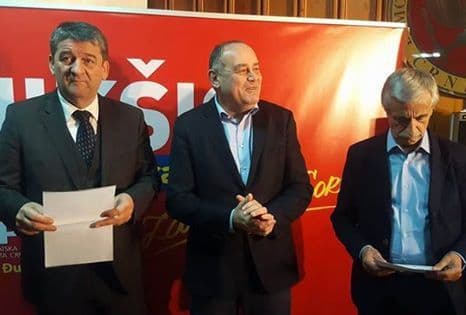 IZBORI U NIKŠIĆU: DPS-u i Socijaldemokratama porasla podrška, rekordan broj nevažećih listića IZBORI U NIKŠIĆU: DPS-u i Socijaldemokratama porasla podrška, rekordan broj nevažećih listića