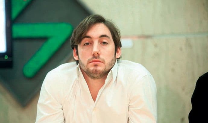 Petra Strugara proganja opsjednuta obožavateljka Petra Strugara proganja opsjednuta obožavateljka