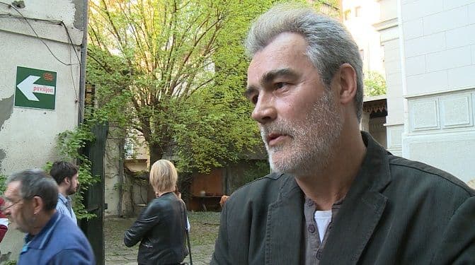 Bilježnica Robija K.: Šesta pička spašava maršala Bilježnica Robija K.: Šesta pička spašava maršala