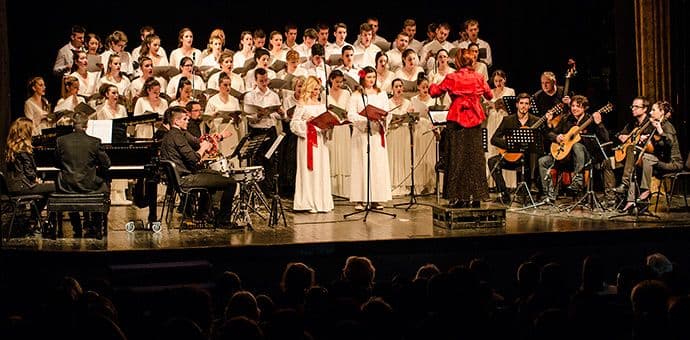 Ilija DAPČEVIĆ: Za 10 godina 1.500 nagrada, koja škola to još može! Ilija DAPČEVIĆ: Za 10 godina 1.500 nagrada, koja škola to još može!