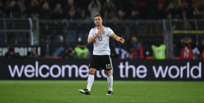 VIDEO: Fenomenalan kraj reprezentativne karijere za Podolskog! VIDEO: Fenomenalan kraj reprezentativne karijere za Podolskog!