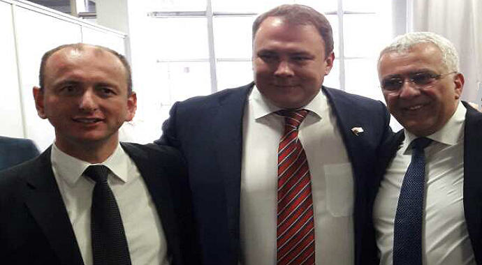 Mandić i Knežević sa potpredsjednikom Dume Mandić i Knežević sa potpredsjednikom Dume