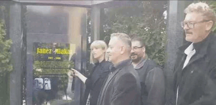 Slovenija: Počela proizvodnja digitalnih nadgrobnih spomenika, cijena 3.000 eura Slovenija: Počela proizvodnja digitalnih nadgrobnih spomenika, cijena 3.000 eura