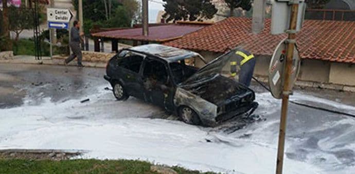 U požaru izgorio "golf" U požaru izgorio "golf"