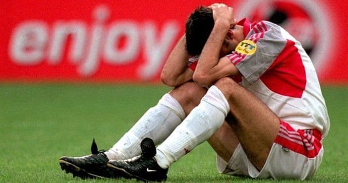 VIDEO: Diktator izbrisao fudbalsku legendu iz istorije VIDEO: Diktator izbrisao fudbalsku legendu iz istorije