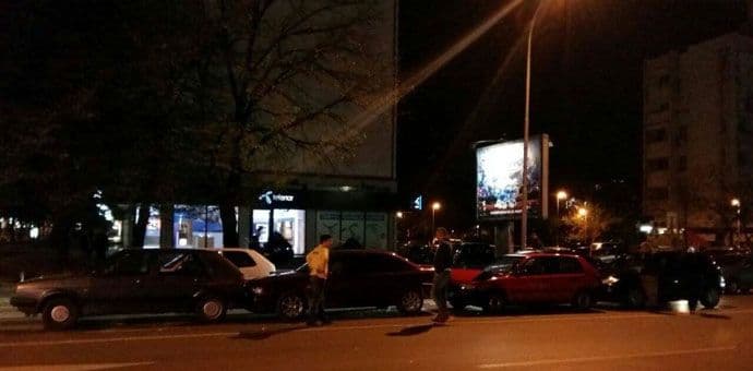 Podgorica: Lančani sudar četiri vozila Podgorica: Lančani sudar četiri vozila