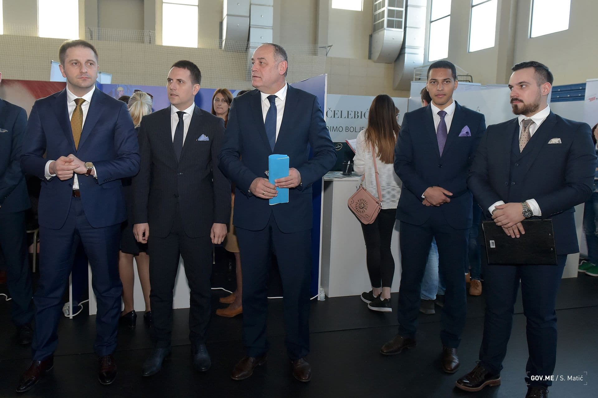 Simović otvorio sajam obrazovanja, poslova i praksi „Dani karijere“ Simović otvorio sajam obrazovanja, poslova i praksi „Dani karijere“