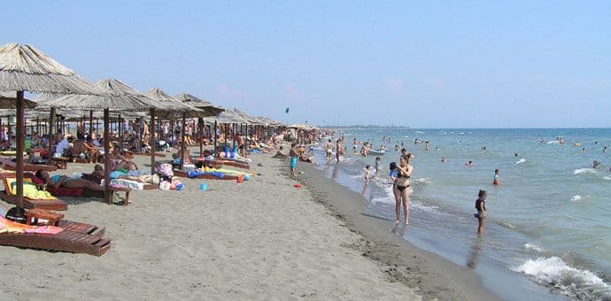 Privatizacija Ulcinjske rivijere: Šansa za razvoj ili uvod u tihu prodaju vrijedne imovine? Privatizacija Ulcinjske rivijere: Šansa za razvoj ili uvod u tihu prodaju vrijedne imovine?