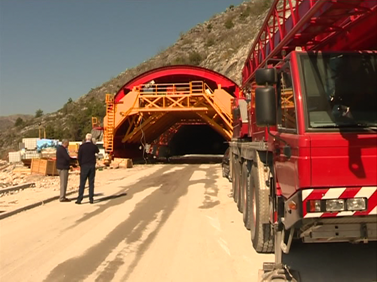 Kroz Mekavac do kraja maja Kroz Mekavac do kraja maja