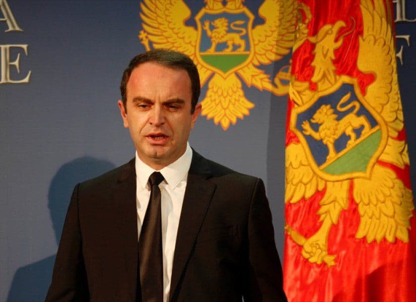 Nik Đeljošaj državni sekretar u Ministarstvu javne uprave Nik Đeljošaj državni sekretar u Ministarstvu javne uprave