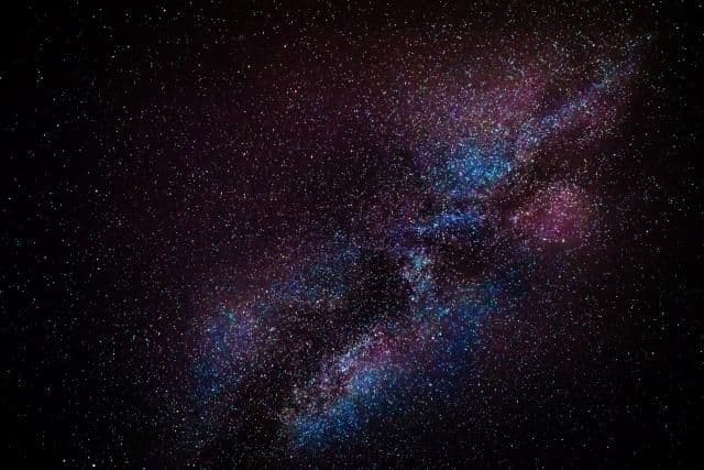 “Mislili smo da čini 68% svemira, sada ne znamo da li postoji” “Mislili smo da čini 68% svemira, sada ne znamo da li postoji”