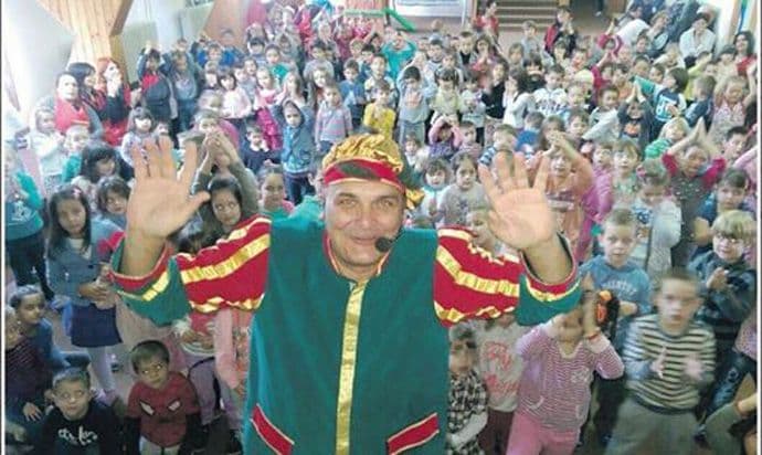 Predstava ”Da sam neko ko vlada planetom” oduševila beranske školarce Predstava ”Da sam neko ko vlada planetom” oduševila beranske školarce