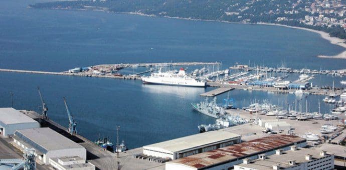 LUKA BAR: Sindikat čeka Poljake da daju bolje uslove LUKA BAR: Sindikat čeka Poljake da daju bolje uslove