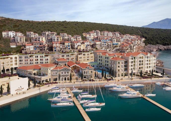 U Crnoj Gori najviše posluju Rusi, Srbi, Ukrajinci i Italijani U Crnoj Gori najviše posluju Rusi, Srbi, Ukrajinci i Italijani