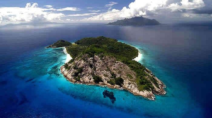 Jezivo ostrvo na koje niko ne smije da ide Jezivo ostrvo na koje niko ne smije da ide