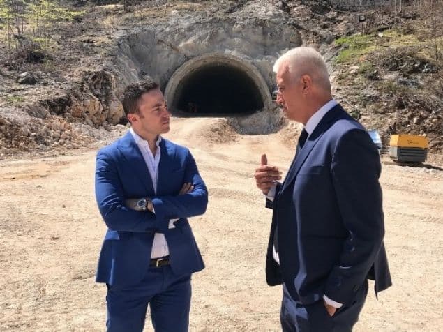 Bogdanović sa Paračom: Za razvoj Katunske nahije i Njeguša preko deset miliona eura Bogdanović sa Paračom: Za razvoj Katunske nahije i Njeguša preko deset miliona eura